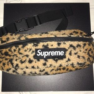 💯% AUTHENTIC Supreme Fanny/waist pak/bag